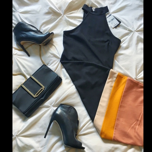 Fitted colour block midi dress - Picture 5 of 5